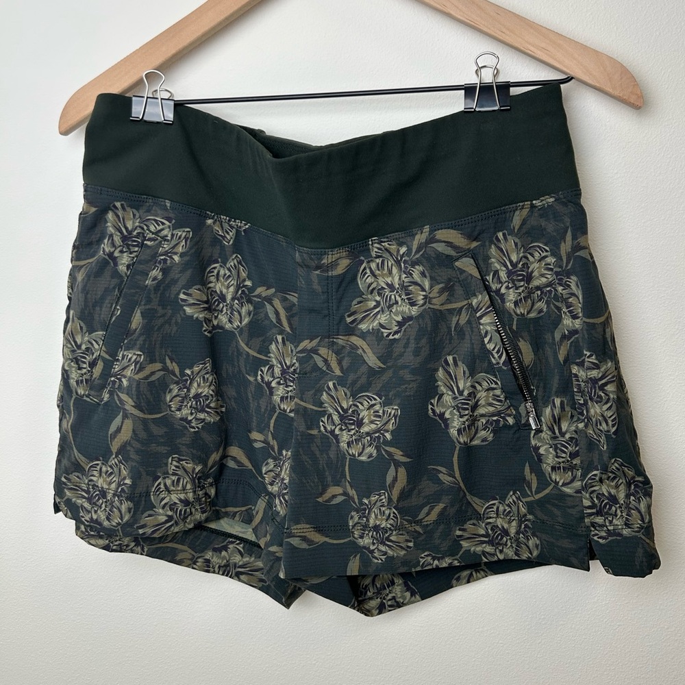 Athleta Dark Green Floral Athletic Shorts